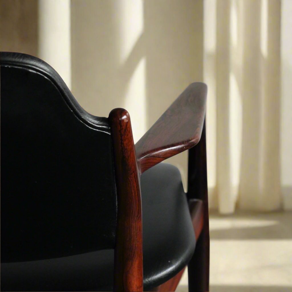 Fauteuil Arne Vodder en cuir et palissandre