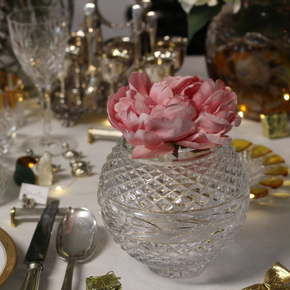 Vase boule en cristal irlandais de Galway