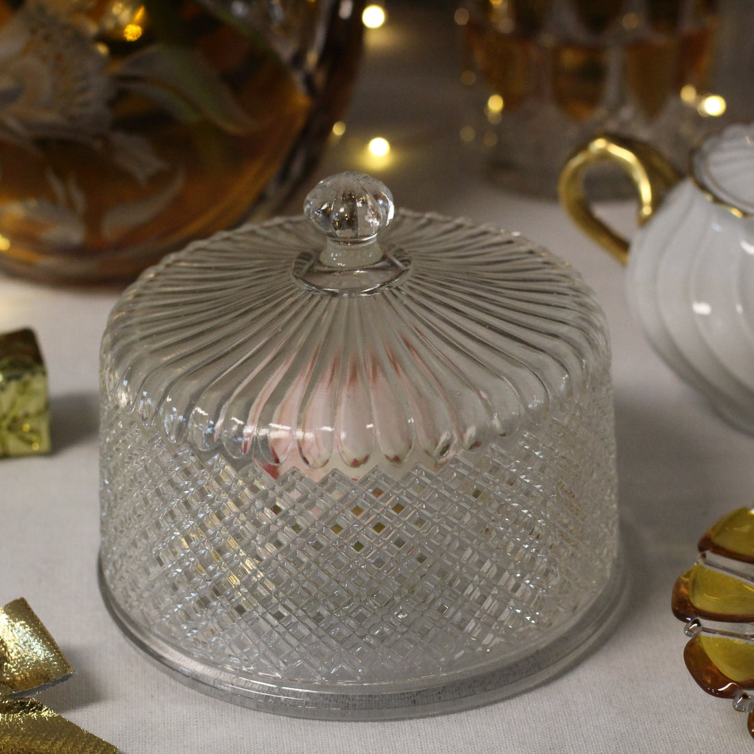 Plat et cloche en verre vintage